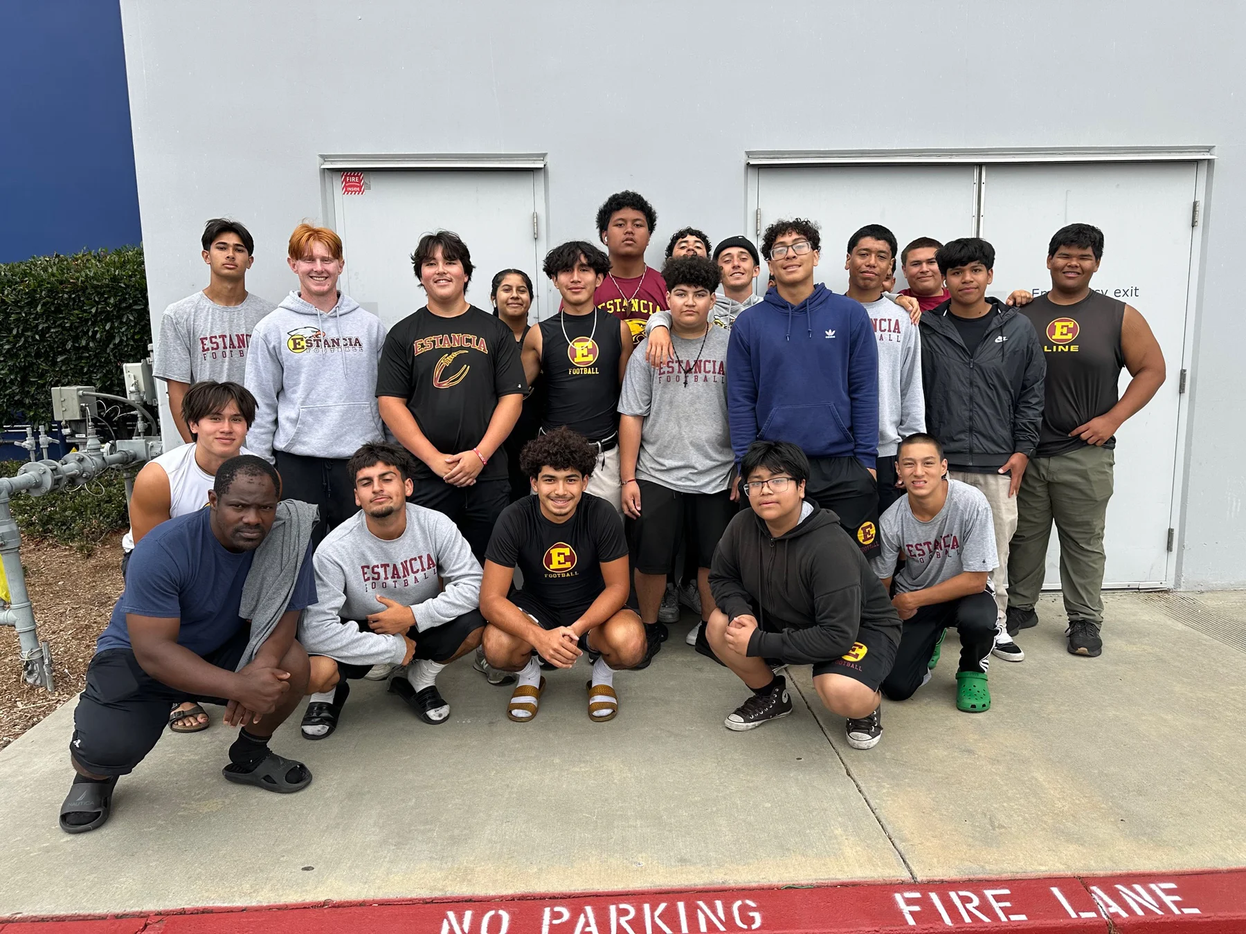 Estancia Players set up for a team pic